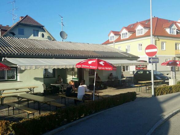 Pizzeria Anatolia in Vorchdorf Gastgarten