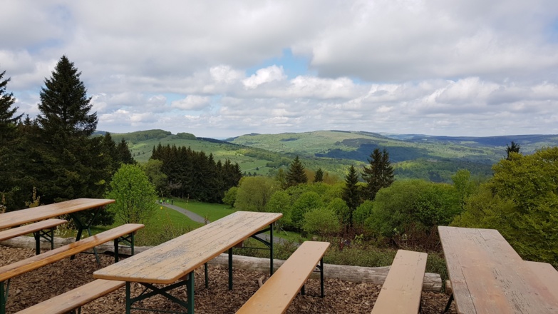 Ausblick bei der Gemündener Hütte - Kreuzberg