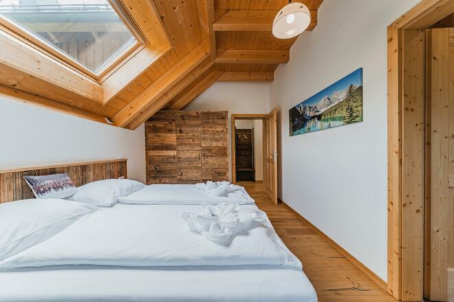 Russbach Saag 17 Top 6- - 4