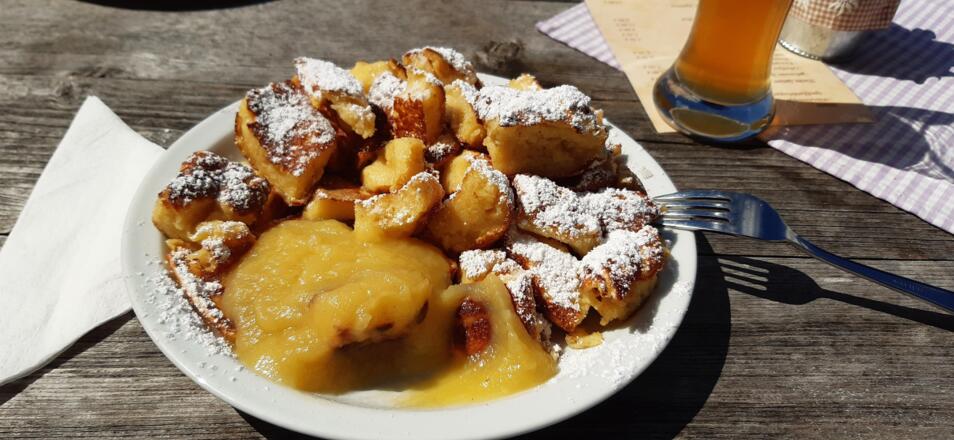 Kaiserschmarren auf der Klamperbergalm
