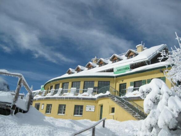 548957_481941731829108_669986030_n