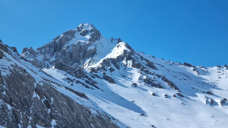 Große Schlenkerspitze - beim Anstieg auf Larsennjoch