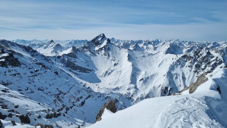 Große Schlenkerspitze - beim Aufstieg zum Muttekopf