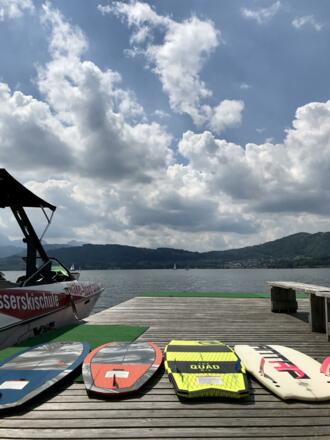 Steg von wakeandski.traunsee