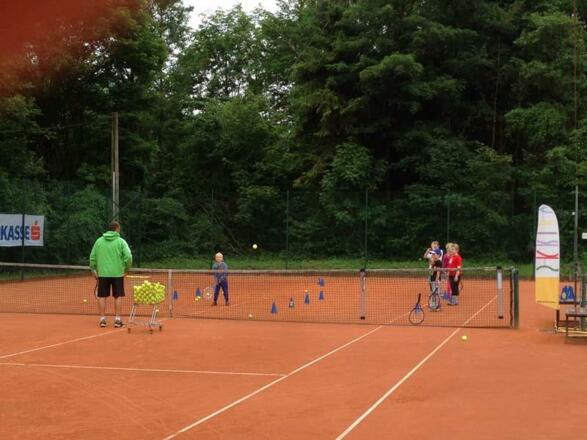 Tennisplatz