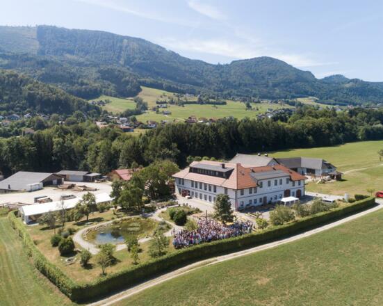 Kisi-Haus im Sommer2
