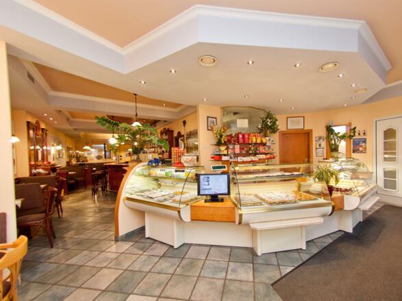 Café Konditorei Jöchtl Bad Wimsbach