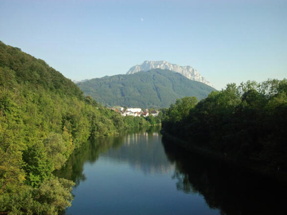Marienbrücke in Gmunden mit Blick auf Traunstein 2
