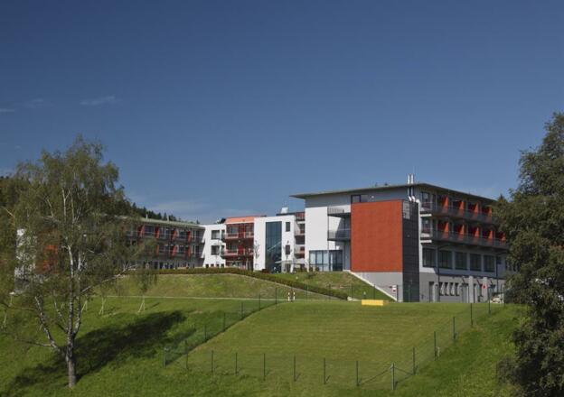 Neurologisches Therapiezentrum Gmundnerberg 2