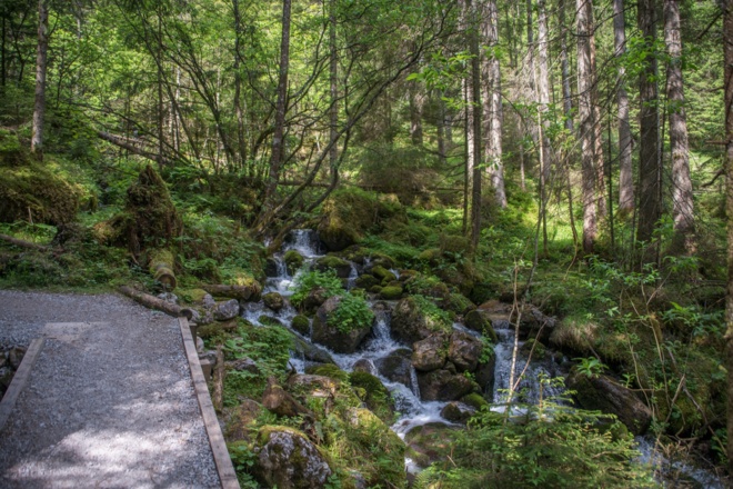 Wallfahrerweg entlang des Floderbachs nach Maria Kirchental