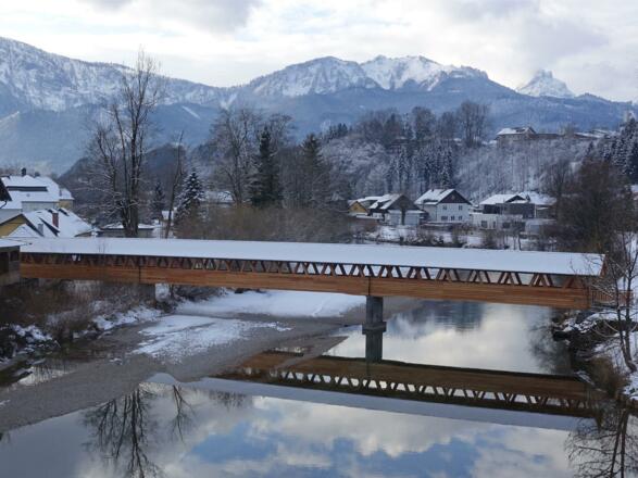 Hofmühlersteg im Winter von Holzbau Bammer Almtal