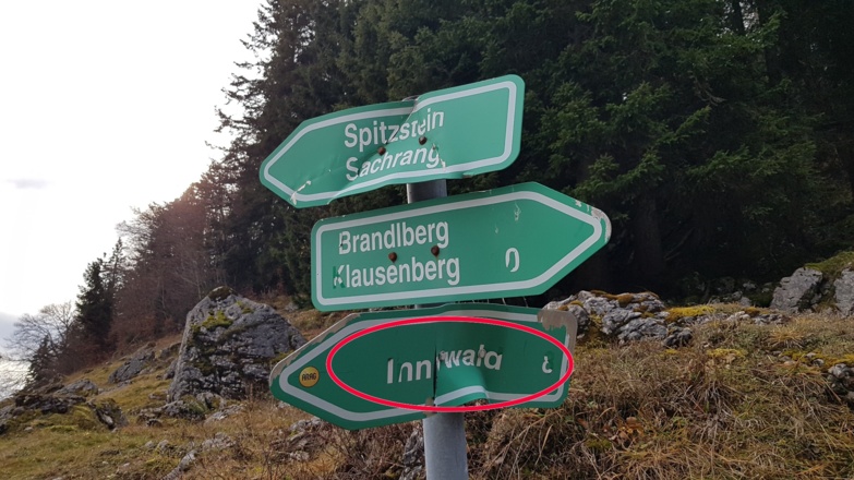 Der Wegweiser nach Innerwald