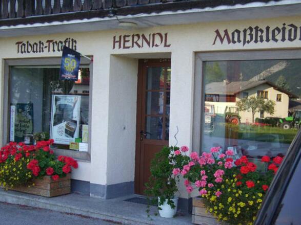 Herndl Geschäft in Scharnstein