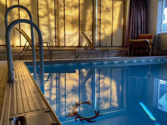 Schwimmbad - indoor pool