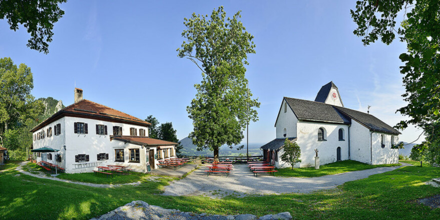 Das Berggasthaus Petersberg ist ganzjährig geöffnet