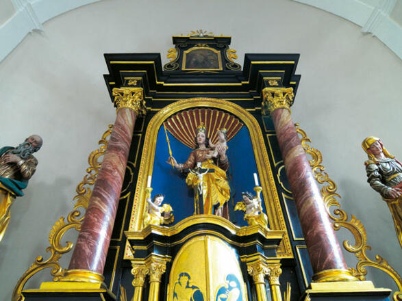 Kirche Neukirchen Altar