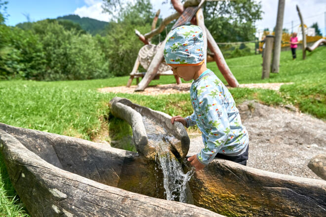 Abenteuerspielplatz \"Neander-Tal\" in Jungholz