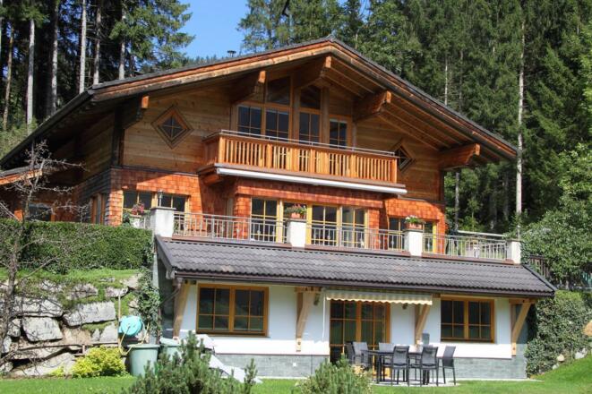 Ferienwohnung Am Waldrand - Vorderansicht