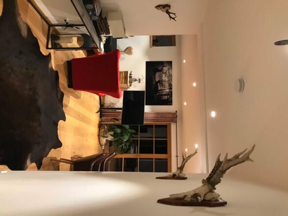 Flur zum Wohnbereich.