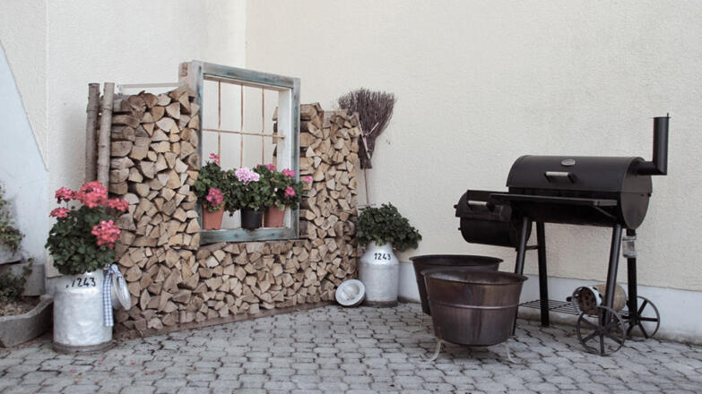 stauferhof-grillplatz-sebastian-hochreiner