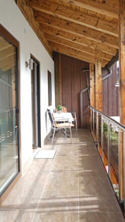 Balkon mit Sitzplatz
