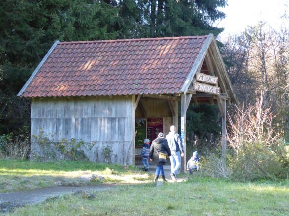 Info-Hütte