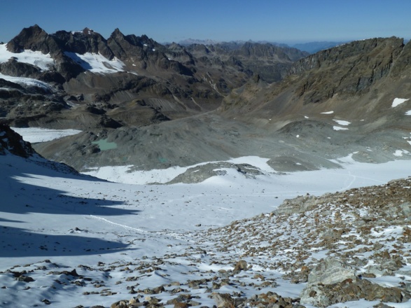 Das Ochsental mit Silvrettahorn, Schneeglocke und Schattenspitze auf der anderen Talseite