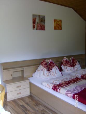 Schlafzimmer1 , Wohnung 2-5 Per., 2. St.