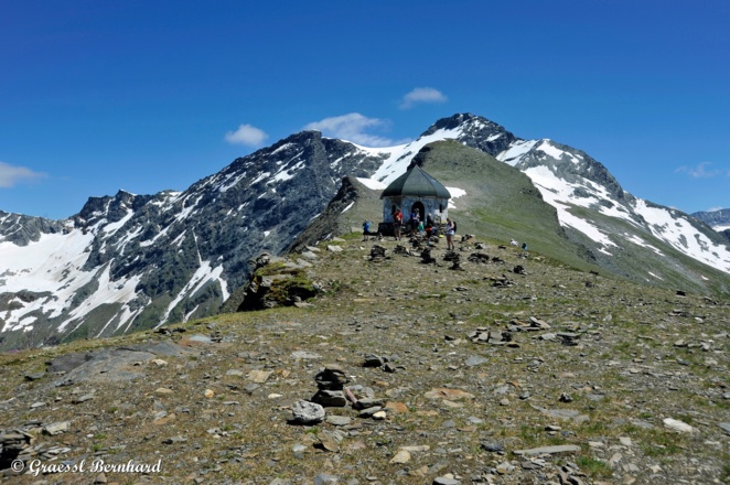 Am Plateau der Arnoldhöhe bietet sich uns ein fantastischer Rundum-Blick.