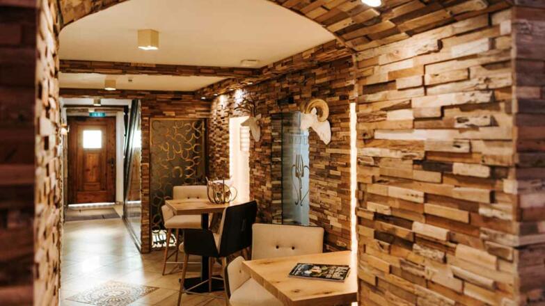 Bachtaverne-300421-tour