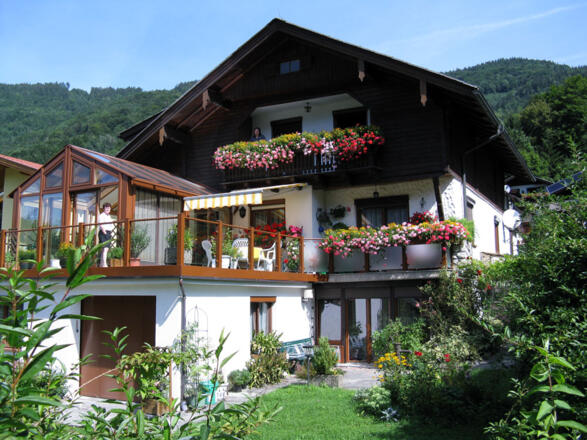 Außenansicht 2 Ferienwohnungen Mondseeblick