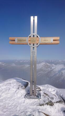 Das neue Gipfelkreuz am Goldzechkopf