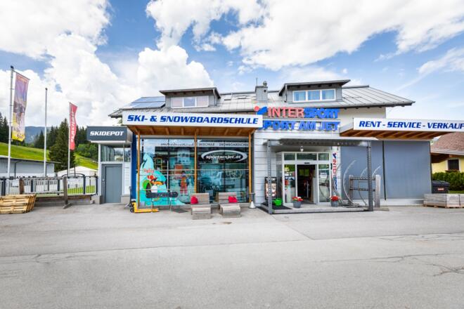 INTERSPORT Sport am Jet - Gegenüber der Gondelbahn Achterjet