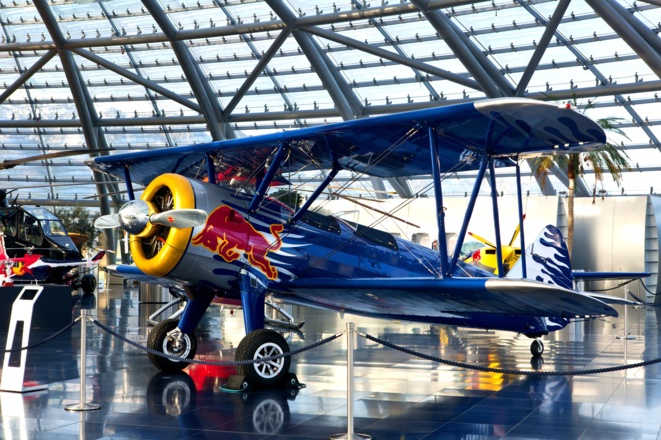 PT-17 Stearman wurde am 26. April 2012 im Hangar-7 in Salzburg, Österreich, vorgestellt