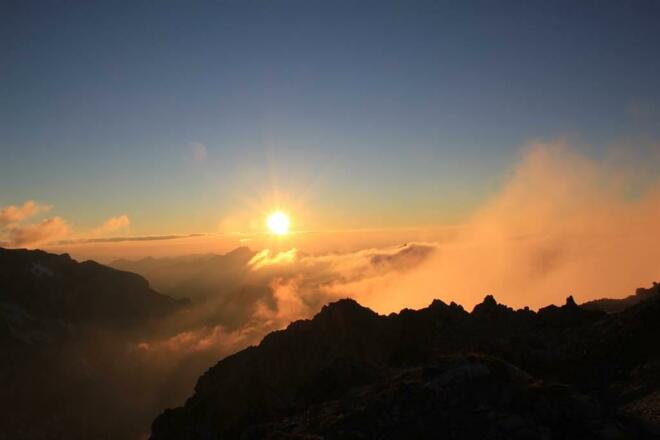 Sonnenuntergang am Gipfel