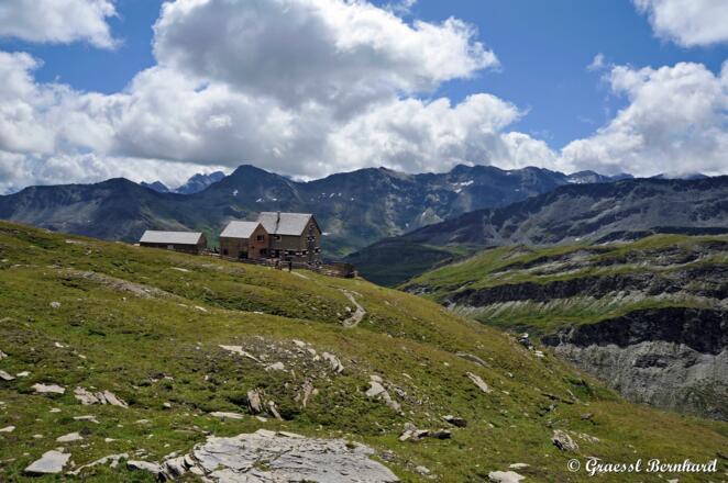 Die Salmhütte in der Glocknergruppe auf 2644 m ü. A.