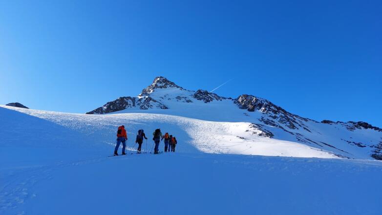 Am Vermuntgletscher, vor dem Steilhang zum Skidepot.