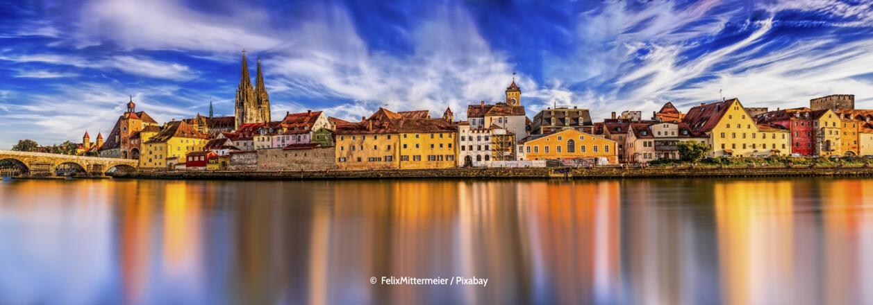 Panorama von der Stadt Regensburg in Deutschland / Europa