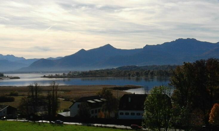 Chiemsee und Berge
