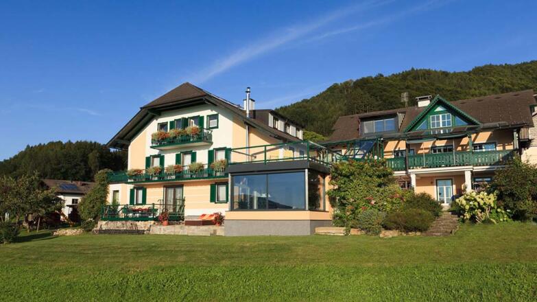 Hausbild neu  Humer Alois tour