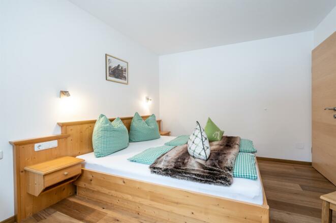 Ferienwohnung Sonnblick, großes Doppelbettzimmer