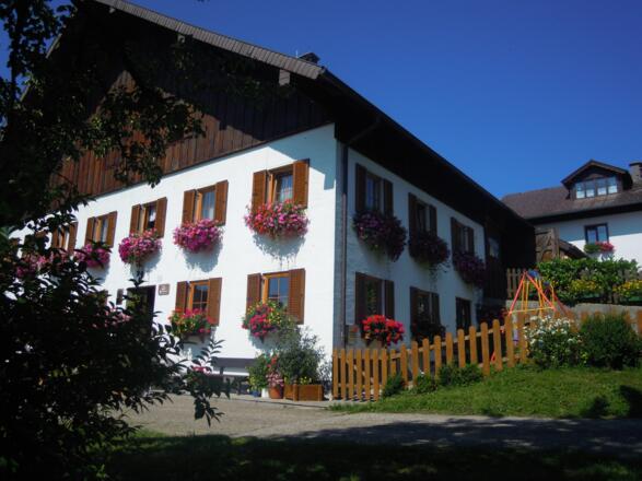 Hausansicht, Bauernhof Sperr, Nußdorf am Attersee