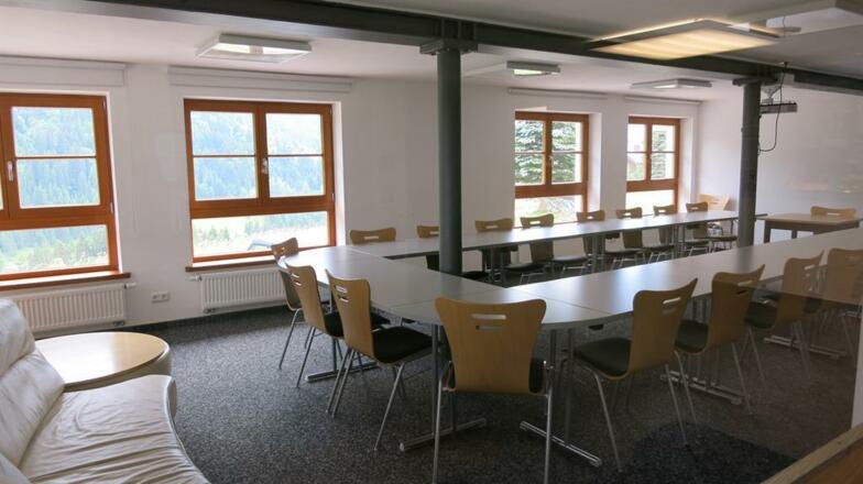 Kleiner Seminarraum für ca 21 Personen