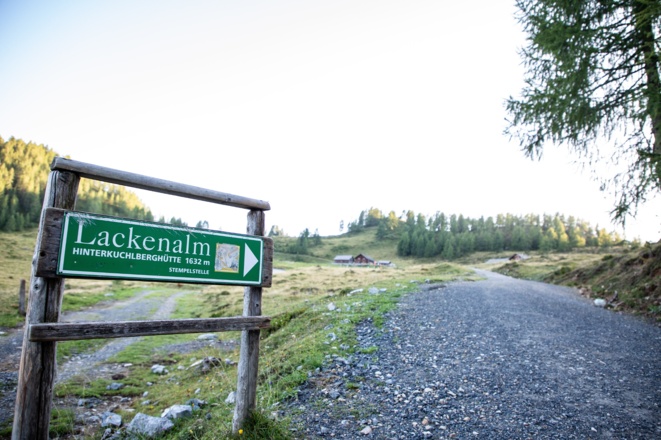 Hinweisschild Lackenalmen