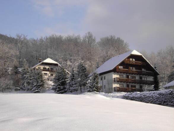 Haus Bianca im Winter Aussenansicht