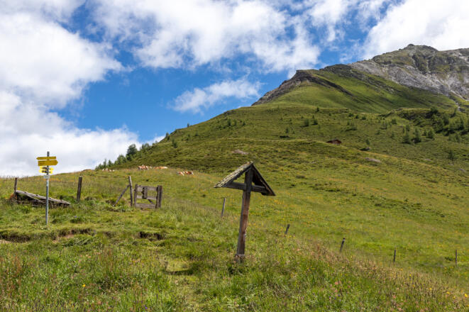 Beim Wetterkreuz, Blick über den Nordgrat (Aufstiegsweg) zum Berger Kogel.