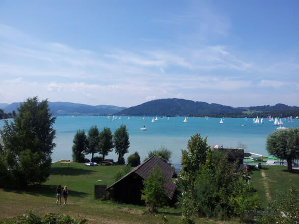 Ferienwohnung Lemp - Blick über den Attersee