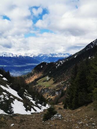 Blick aus dem "Schlung" zur Thaurer Alm