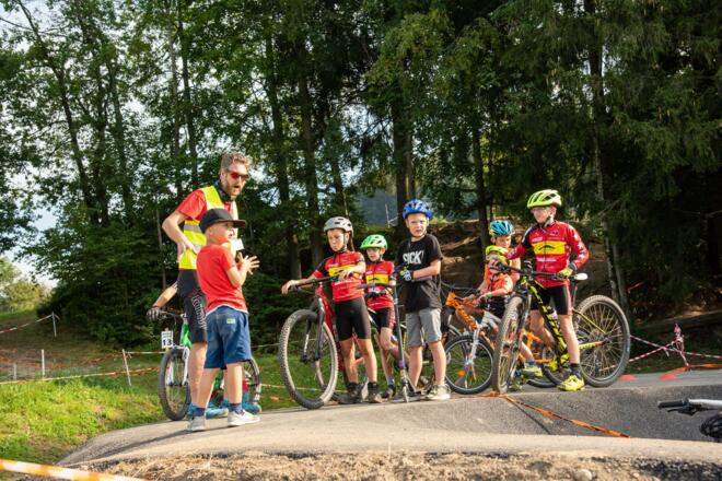 Kids am Pumptrack Koppl
