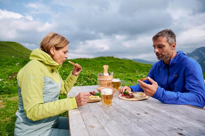 Einkehren in der Widdersteinhütte in Warth-Schröcken